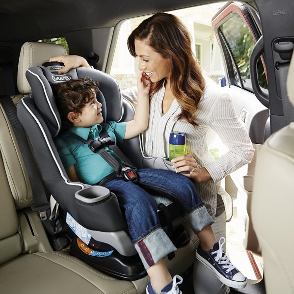 Rental - Graco Extend2Fit Convertible Car Seat